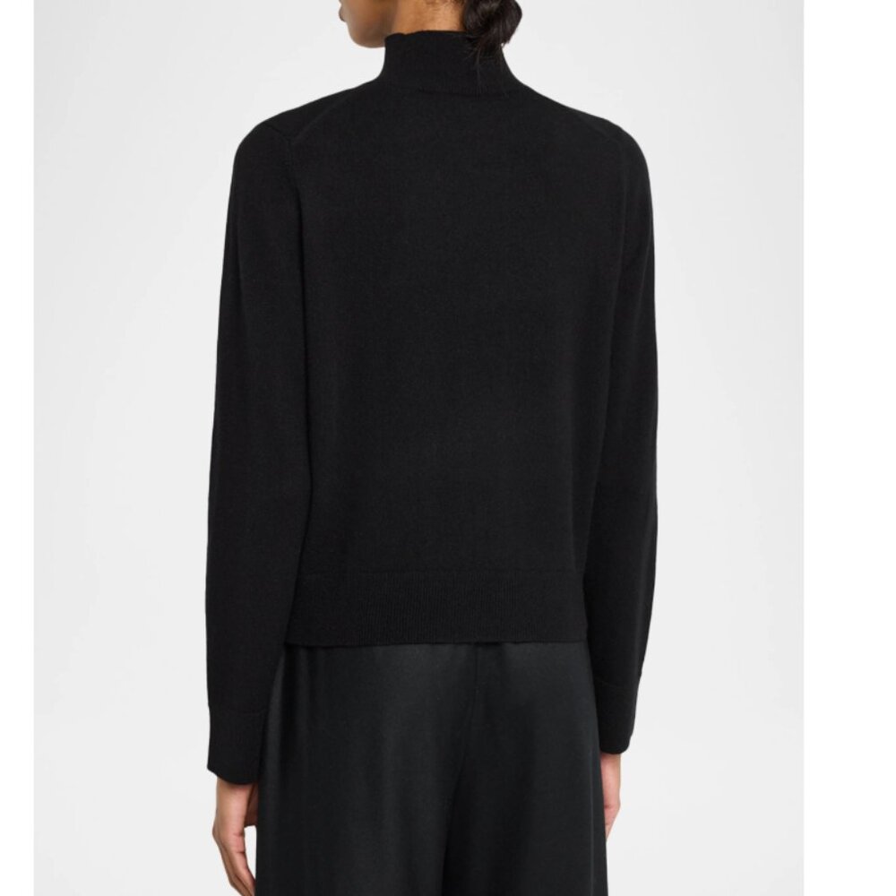 Neiman Marcus Black 100% Cashmere Turtleneck Sweater - Picture 6 of 7